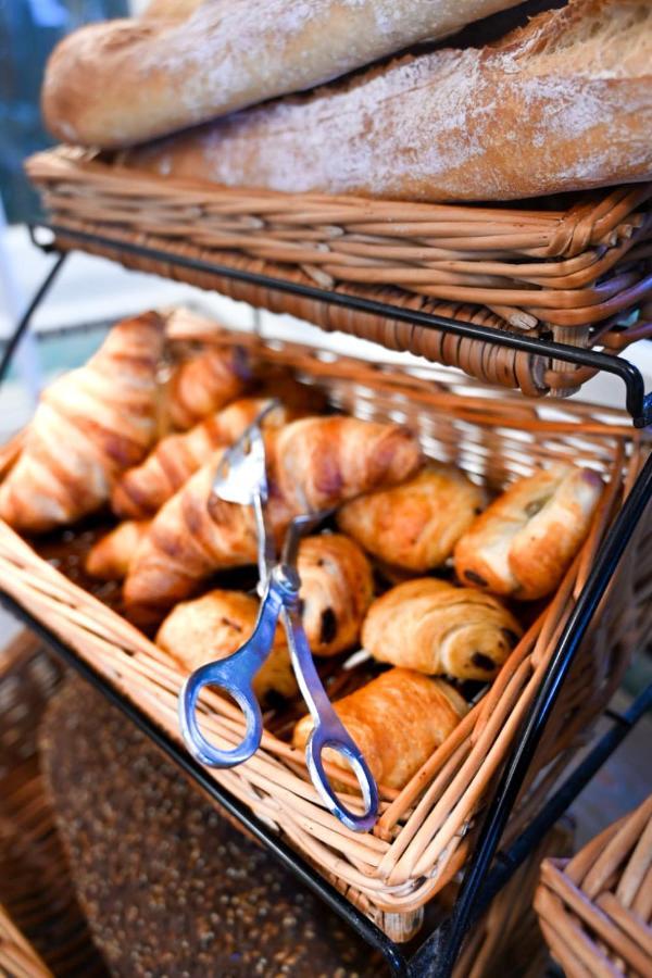 The Originals Hotel Le Cise Restaurant Chambres Et Suites 얼트 외부 사진