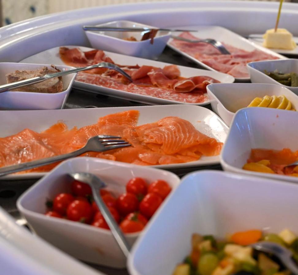 The Originals Hotel Le Cise Restaurant Chambres Et Suites 얼트 외부 사진